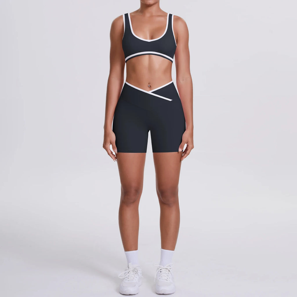High Quality Cross High Waist Shorts Sports Yoga Bra Set Contrasting Sports Bra Tight Yoga Pants Two Piece Set for Ladies