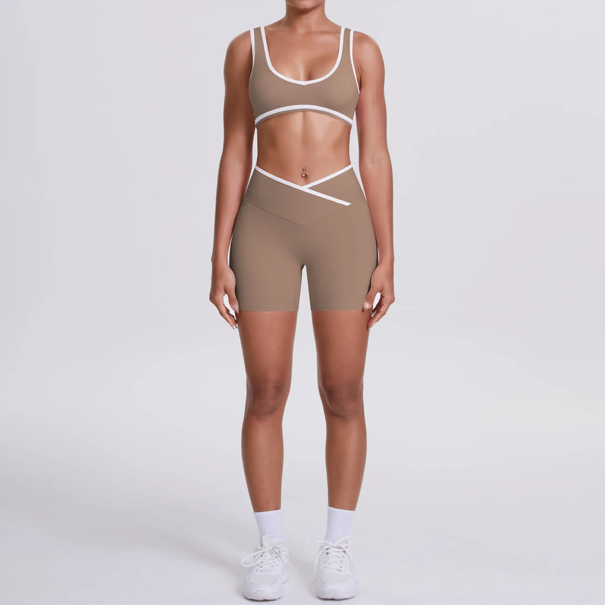 High Quality Cross High Waist Shorts Sports Yoga Bra Set Contrasting Sports Bra Tight Yoga Pants Two Piece Set for Ladies