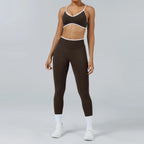High Quality Women's Seamless Yoga Set Quick Drying Breathable Fitness Features Elastic Waist Closure Optimal for Running Sports