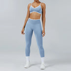 High Quality Women's Seamless Yoga Set Quick Drying Breathable Fitness Features Elastic Waist Closure Optimal for Running Sports