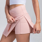 Volupie Court Skort | Falda Deportiva Cintura en V con Short Interior y Bolsillo